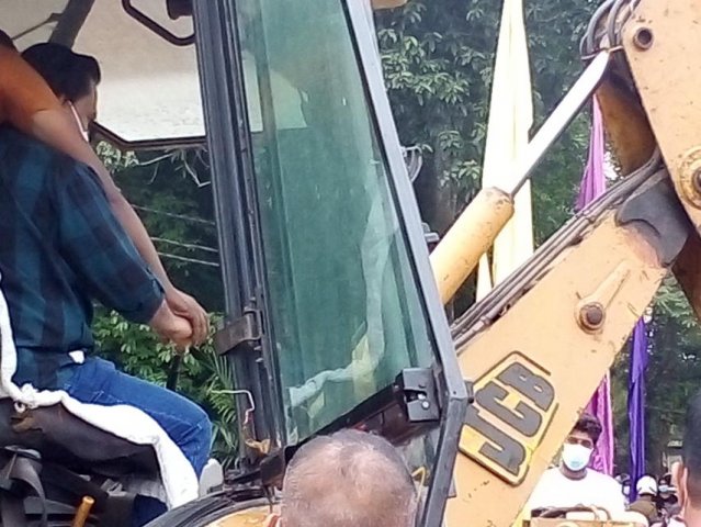 Building a bridge at Walihinda GN devision 2020.03.20 ( වැලිහිද ග්‍රාම සේවා වසමේ පාලම ඉදි කිරිම)