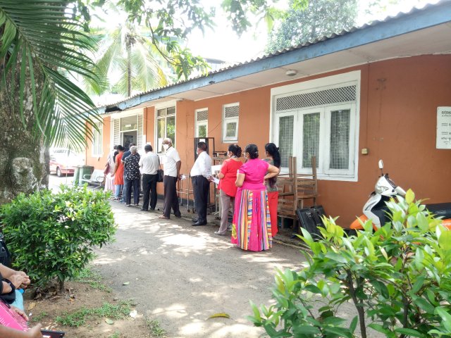 Giving Covid-19 Vaccine( කොවිඩ් 19 මර්දන එන්නත ලබා දීම)